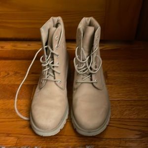 Boots for women